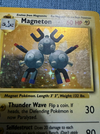 Magneton 9/102 - Base Set